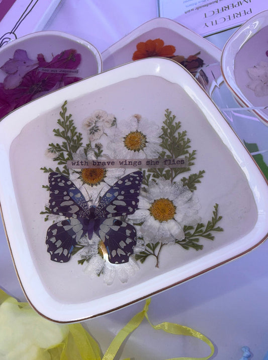 Pressed Flowers & Resin Workshop